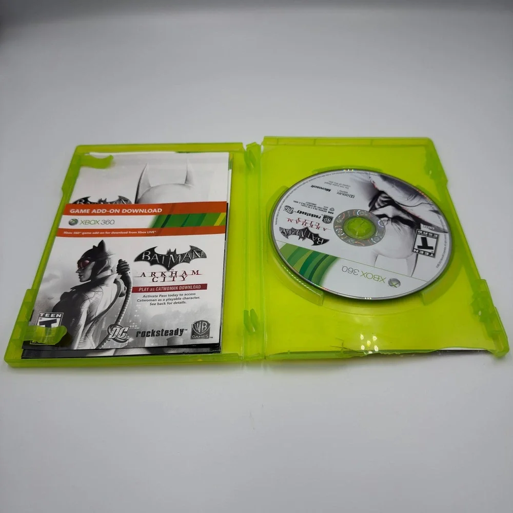 Batman Arkham City Xbox 360 Microsoft Action Adventure Game CIB Cracked Case